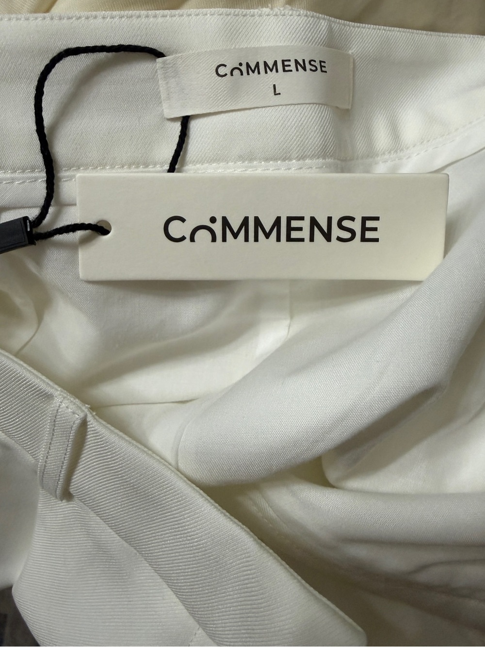 Commense Wide-Leg White Trousers - Picture 5 of 7
